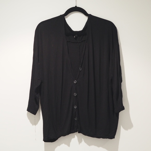 Button down - Picture 2 of 5